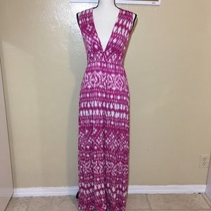 Bloomingdales | Maxi Dress